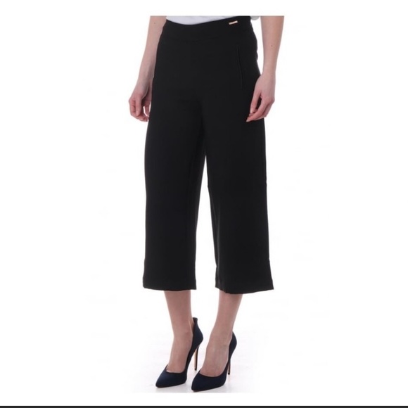 Ted Baker London Pants - TED BAKER Crepe culottes pants black Size 3